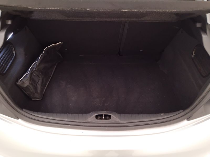 GuidiCar - PEUGEOT 208 2018 208 1.2 puretech Allure 82cv 5p Usato