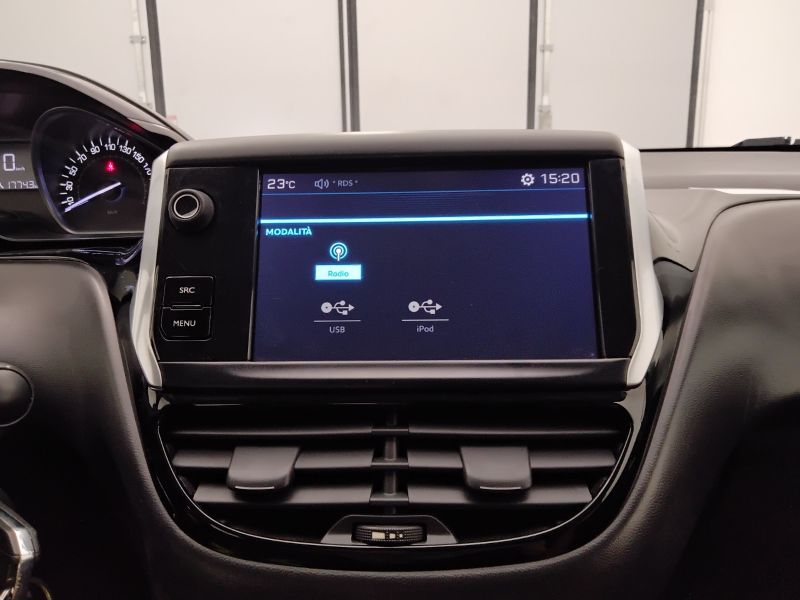 GuidiCar - PEUGEOT 208 2018 208 1.2 puretech Allure 82cv 5p Usato