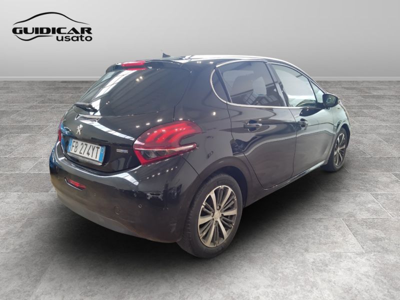 GuidiCar - PEUGEOT 208 2016 208 1.6 bluehdi Allure 75cv 3p Usato