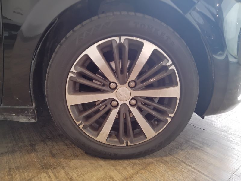 GuidiCar - PEUGEOT 208 2016 208 1.6 bluehdi Allure 75cv 3p Usato