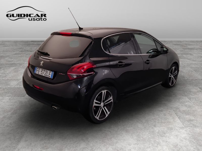 GuidiCar - PEUGEOT 208 2016 208 1.6 bluehdi GT Line s&s 120cv 5p Usato