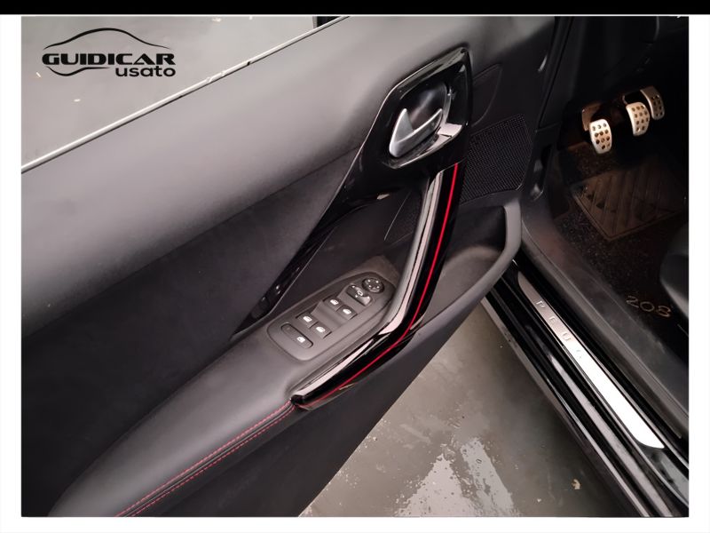 GuidiCar - PEUGEOT 208 2016 208 1.6 bluehdi GT Line s&s 120cv 5p Usato