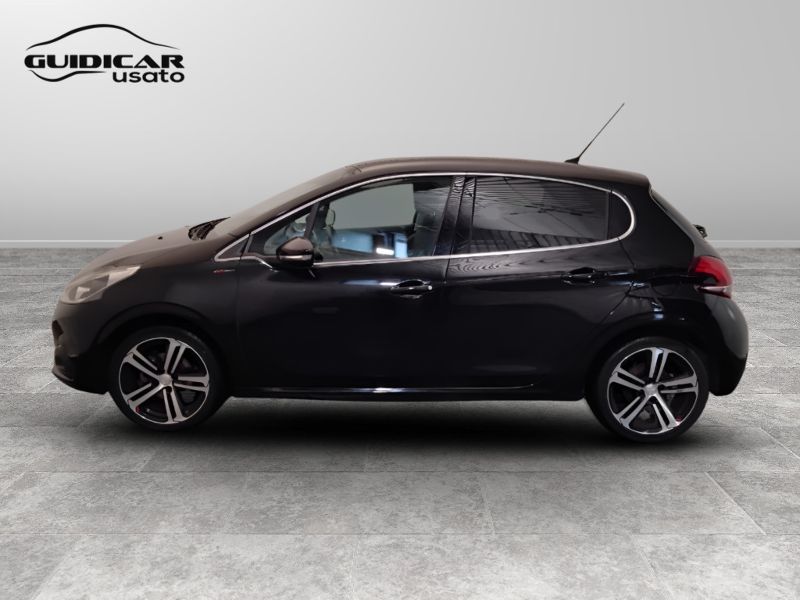 GuidiCar - PEUGEOT 208 2016 208 1.6 bluehdi GT Line s&s 120cv 5p Usato