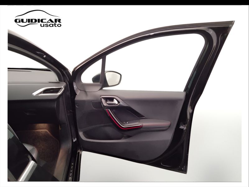 GuidiCar - PEUGEOT 208 2016 208 1.6 bluehdi GT Line s&s 120cv 5p Usato