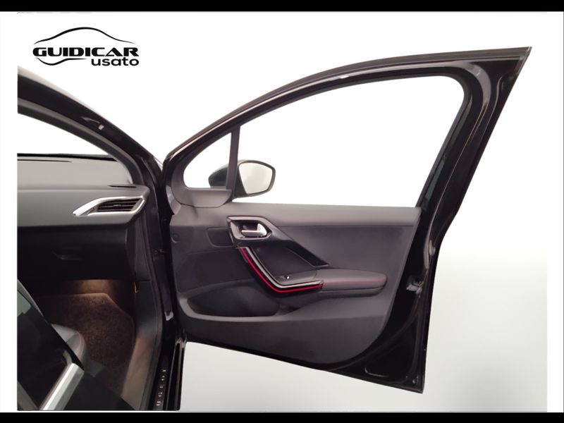 GuidiCar - PEUGEOT 208 2016 208 1.6 bluehdi GT Line s&s 120cv 5p Usato