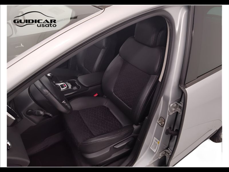 GuidiCar - PEUGEOT 3008 2014 3008 1.6 hdi 8v Allure Fap 115cv Usato
