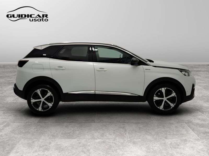 GuidiCar - PEUGEOT 3008 2019 3008 1.5 bluehdi GT Line s&s 130cv Usato