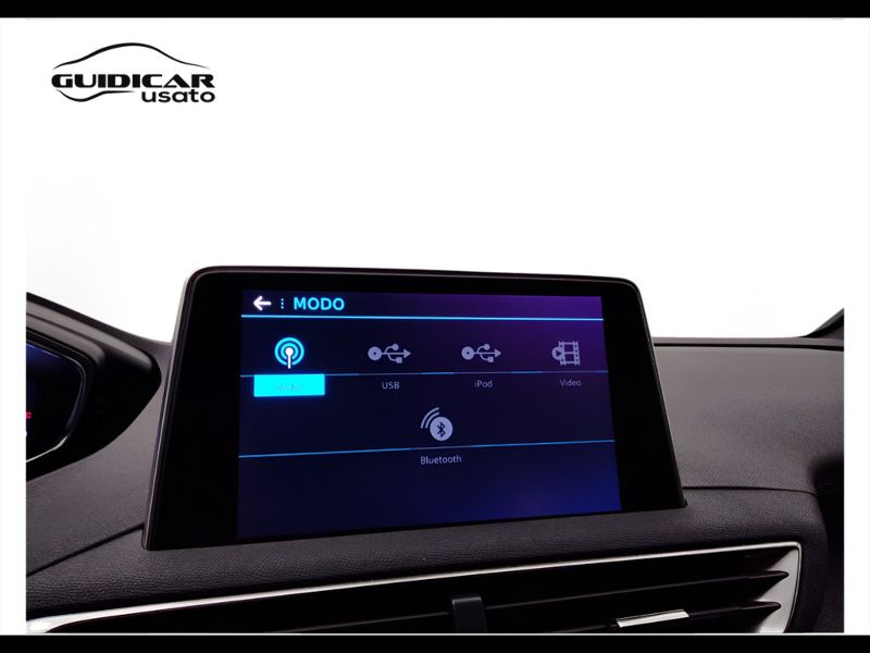 GuidiCar - PEUGEOT 3008 2019 3008 1.5 bluehdi GT Line s&s 130cv Usato