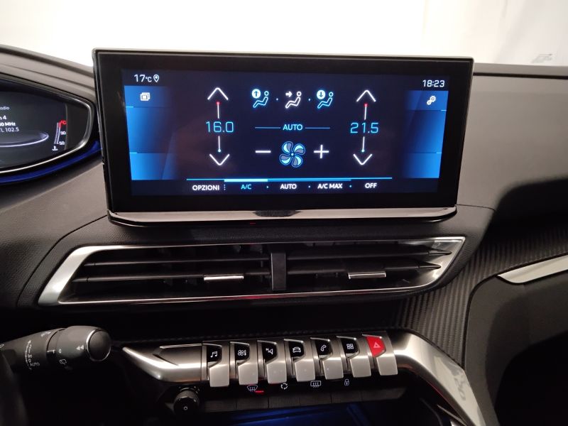 GuidiCar - PEUGEOT 3008 2021 3008 1.5 bluehdi Allure s&s 130cv Usato