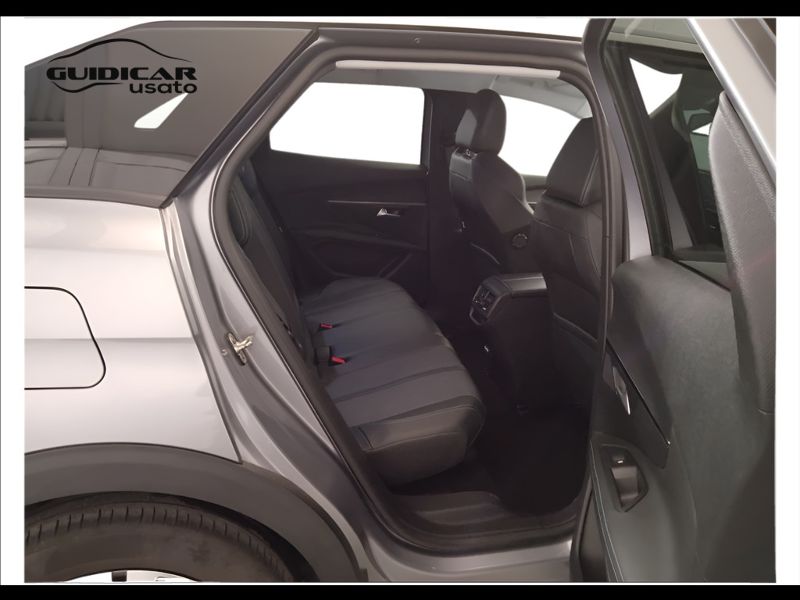 GuidiCar - PEUGEOT 3008 2021 3008 1.5 bluehdi Allure s&s 130cv Usato