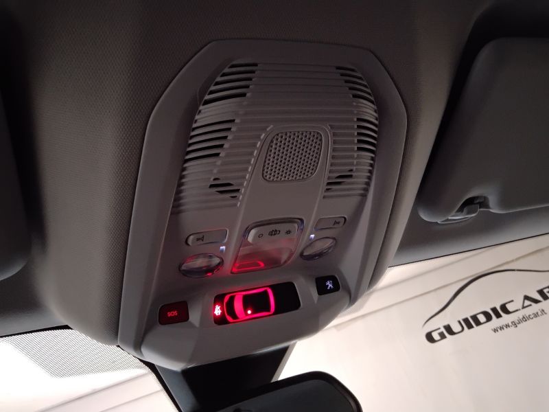 GuidiCar - PEUGEOT 3008 2021 3008 1.5 bluehdi Allure s&s 130cv Usato