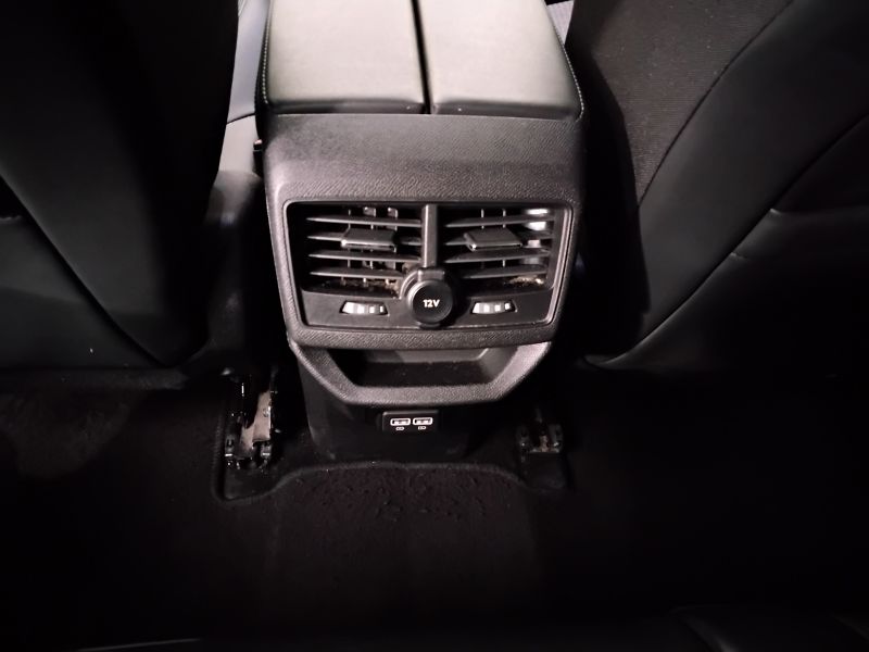 GuidiCar - PEUGEOT 3008 2021 3008 1.5 bluehdi Allure s&s 130cv Usato