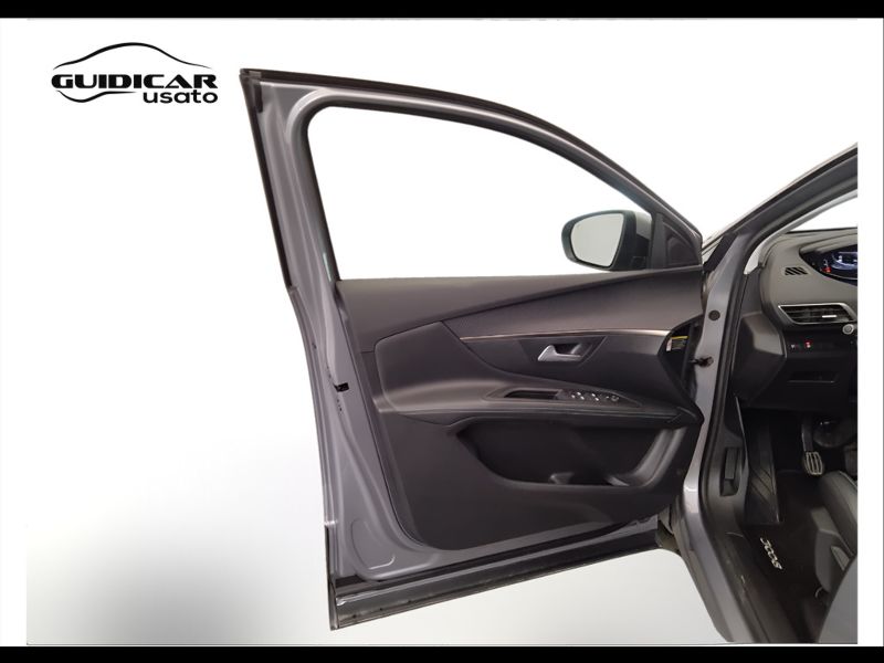 GuidiCar - PEUGEOT 3008 2021 3008 1.5 bluehdi Allure s&s 130cv Usato