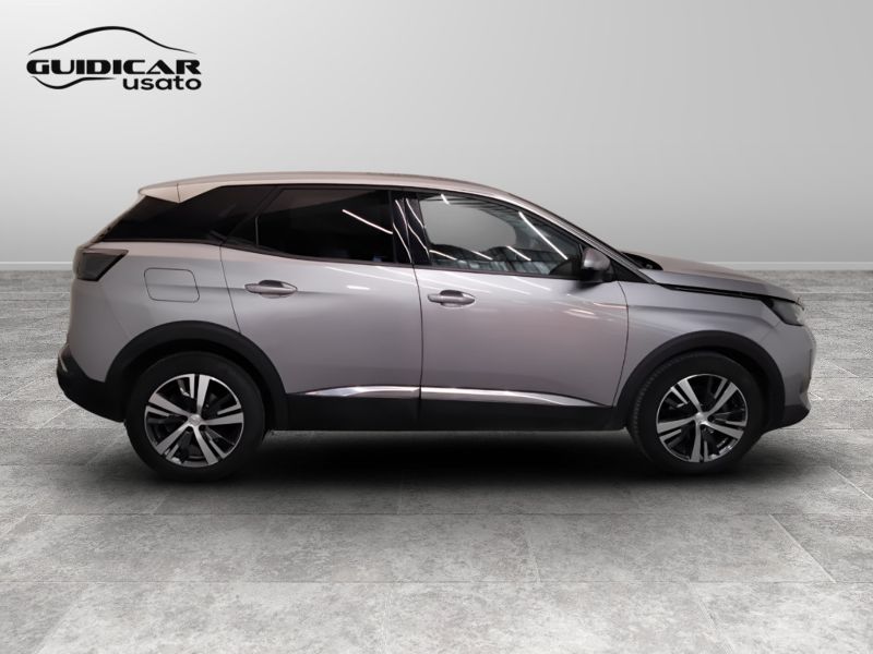 GuidiCar - PEUGEOT 3008 2021 3008 1.5 bluehdi Allure s&s 130cv Usato