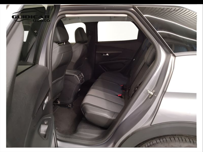 GuidiCar - PEUGEOT 3008 2021 3008 1.5 bluehdi Allure s&s 130cv Usato