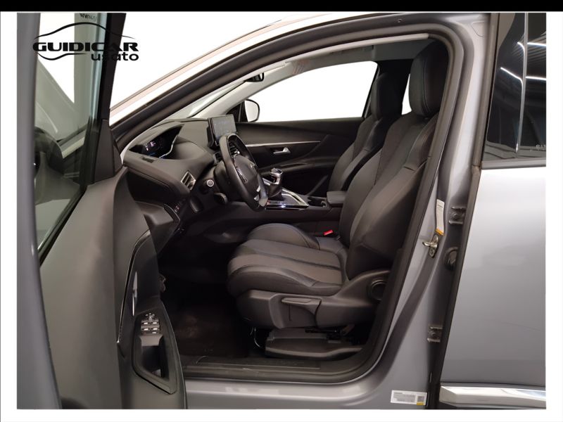GuidiCar - PEUGEOT 3008 2021 3008 1.5 bluehdi Allure s&s 130cv Usato