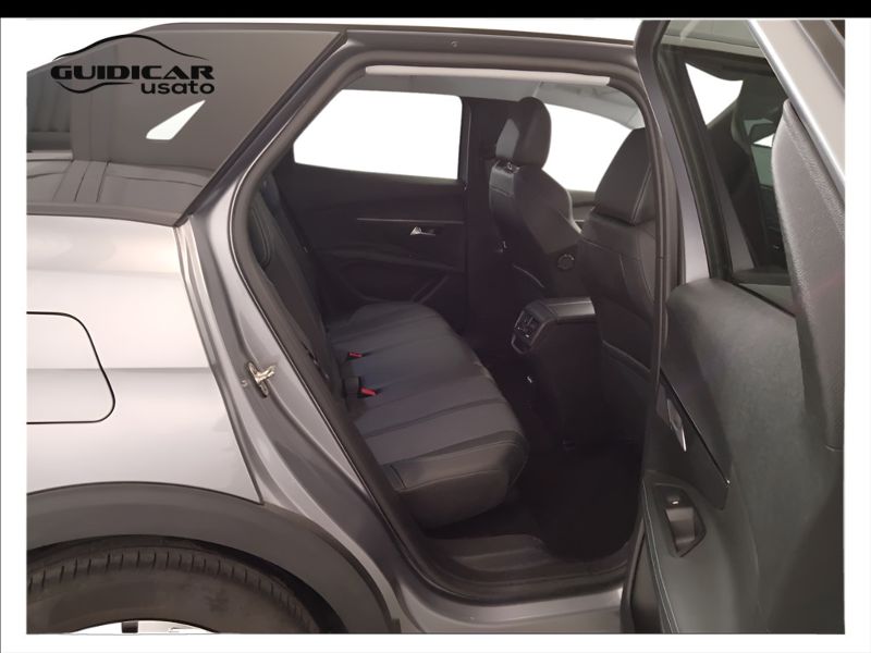 GuidiCar - PEUGEOT 3008 2021 3008 1.5 bluehdi Allure s&s 130cv Usato