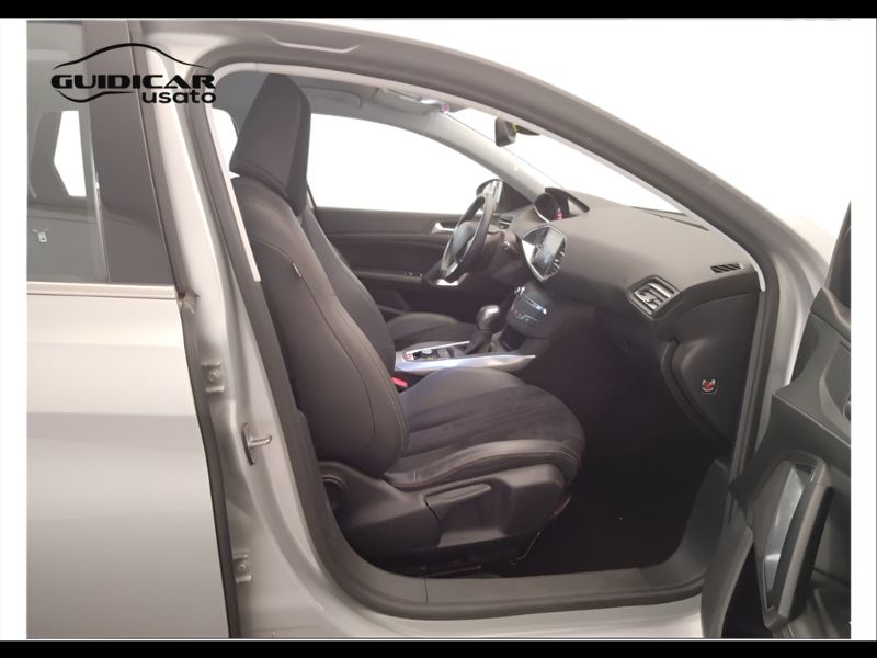 GuidiCar - PEUGEOT 308 2016 308 SW 1.2 puretech t. Allure s&s 130cv 5p eat6 Usato