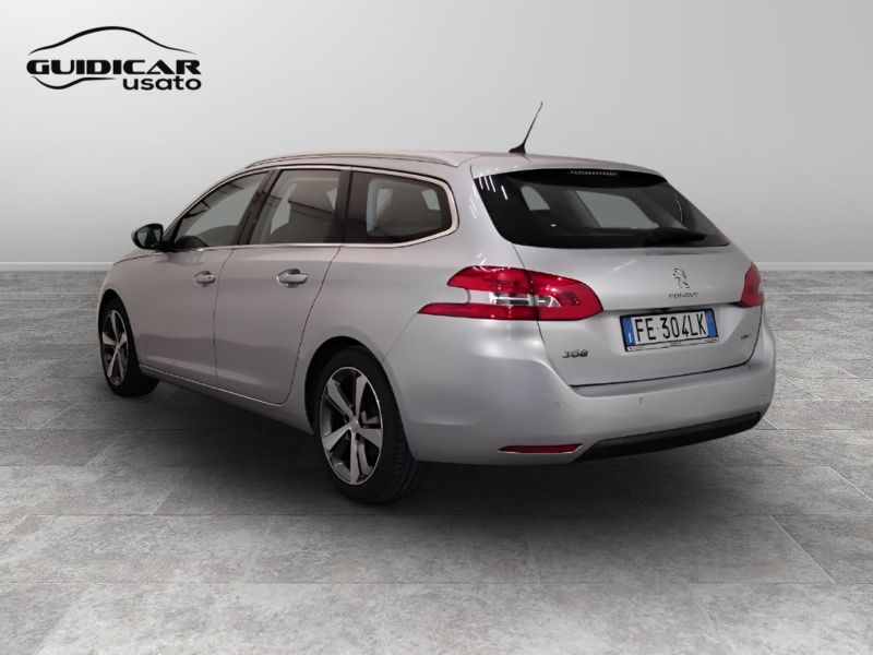 GuidiCar - PEUGEOT 308 2016 308 SW 1.2 puretech t. Allure s&s 130cv 5p eat6 Usato