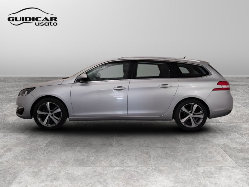 GuidiCar - PEUGEOT 308 2016 308 SW 1.2 puretech t. Allure s&s 130cv 5p eat6 Usato