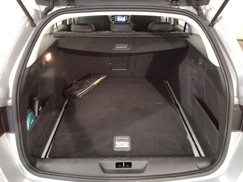GuidiCar - PEUGEOT 308 2016 308 SW 1.2 puretech t. Allure s&s 130cv 5p eat6 Usato