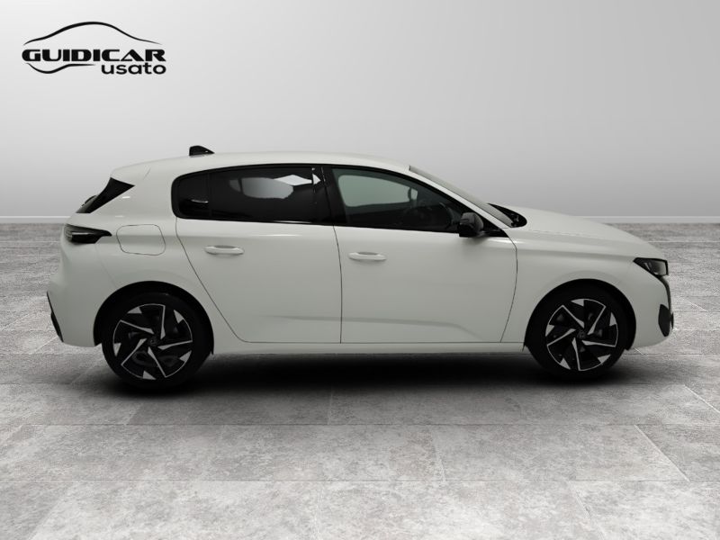 GuidiCar - PEUGEOT 308 2022 308 1.5 bluehdi Allure s&s 130cv Usato