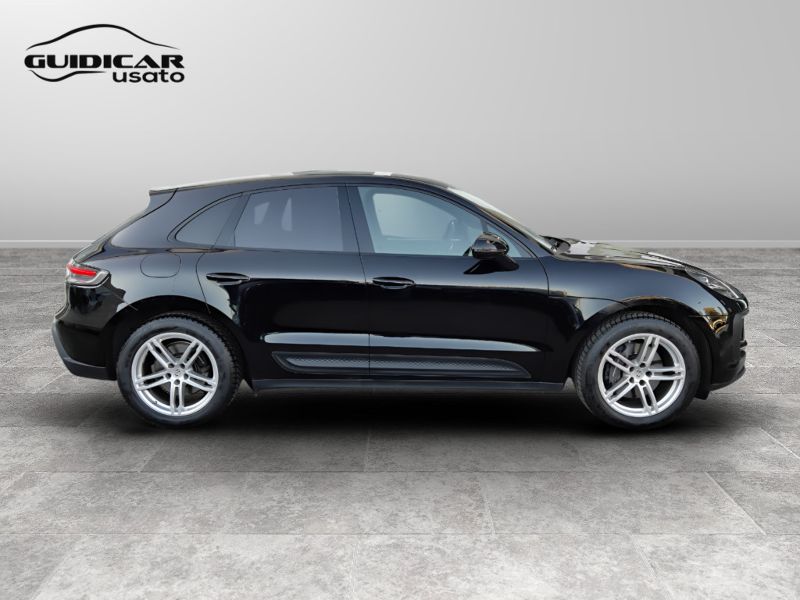 GuidiCar - PORSCHE Macan 2022 Macan 2.0 265cv pdk Usato