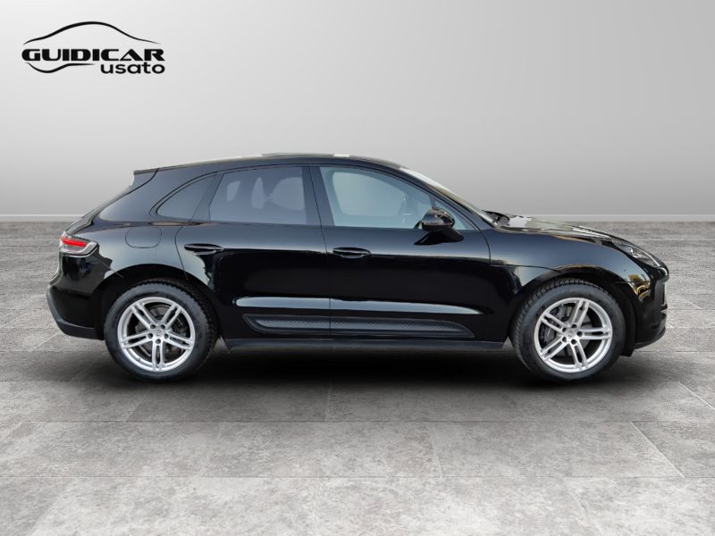 GuidiCar - PORSCHE Macan 2022 Macan 2.0 265cv pdk Usato