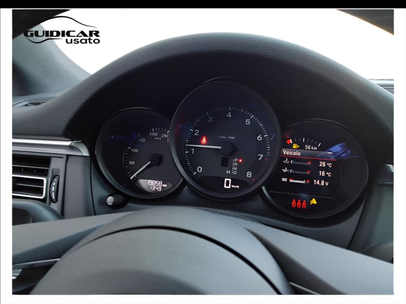GuidiCar - PORSCHE Macan 2022 Macan 2.0 265cv pdk Usato