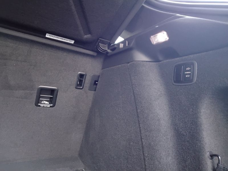 GuidiCar - PORSCHE Macan 2022 Macan 2.0 265cv pdk Usato