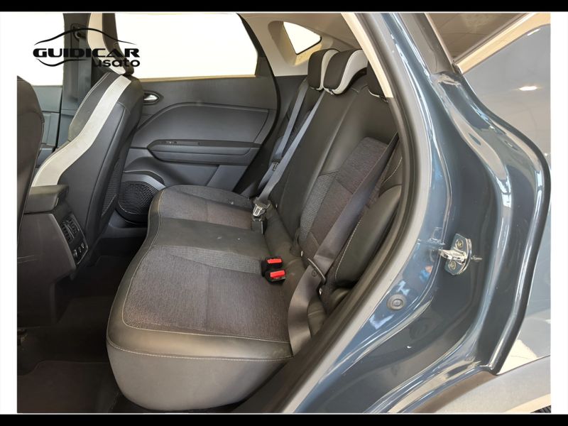GuidiCar - RENAULT Captur 2022 Captur 1.0 tce Intens Gpl 100cv my21 Usato
