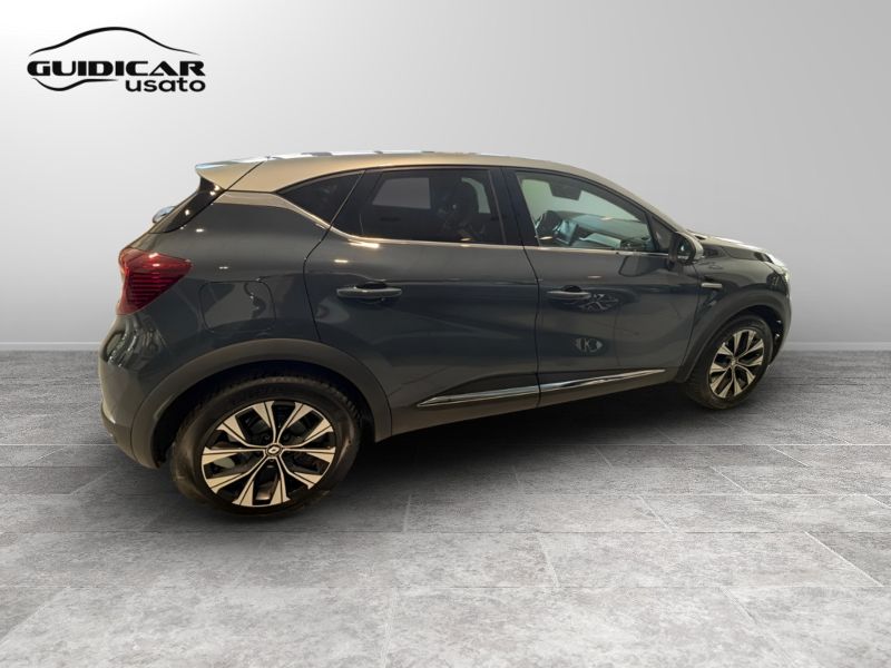 GuidiCar - RENAULT Captur 2022 Captur 1.0 tce Intens Gpl 100cv my21 Usato