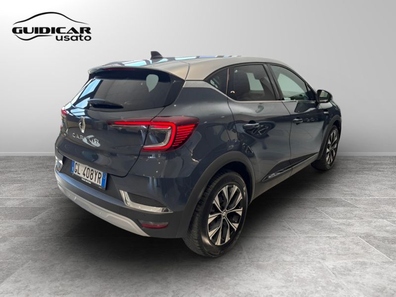 GuidiCar - RENAULT Captur 2022 Captur 1.0 tce Intens Gpl 100cv my21 Usato