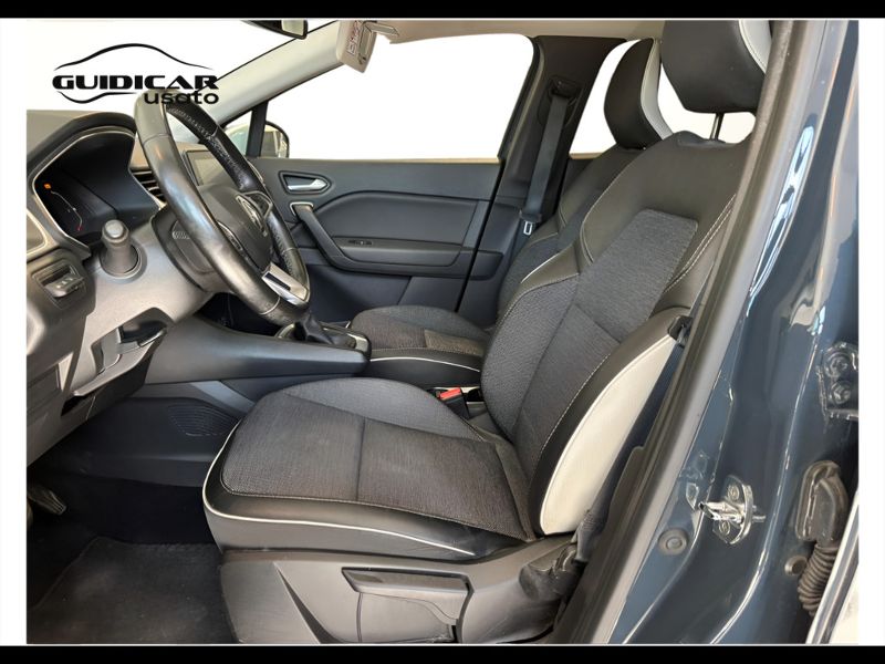 GuidiCar - RENAULT Captur 2022 Captur 1.0 tce Intens Gpl 100cv my21 Usato