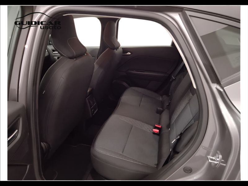 GuidiCar - RENAULT Captur 2022 Captur 1.6 hybrid Zen E-Tech 145cv auto Usato
