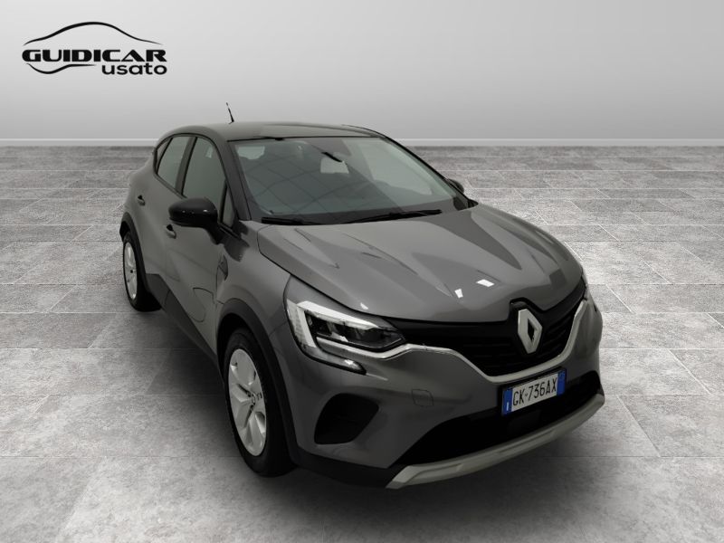 GuidiCar - RENAULT Captur 2022 Captur 1.6 hybrid Zen E-Tech 145cv auto Usato