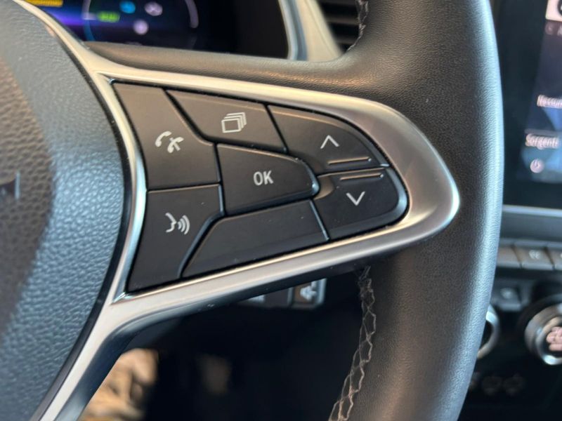 GuidiCar - RENAULT Captur 2021 Captur 1.6 plug-in hybrid Intens E-Tech 160cv auto my21 Usato