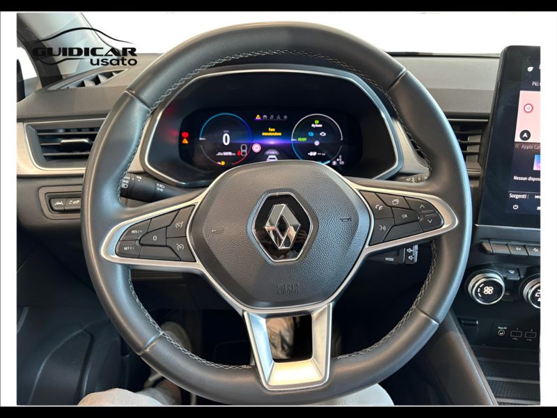 GuidiCar - RENAULT Captur 2021 Captur 1.6 plug-in hybrid Intens E-Tech 160cv auto my21 Usato