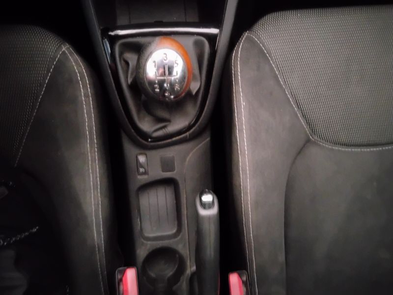 GuidiCar - RENAULT Clio 2014 Clio 5p 1.2 Live 75cv Usato