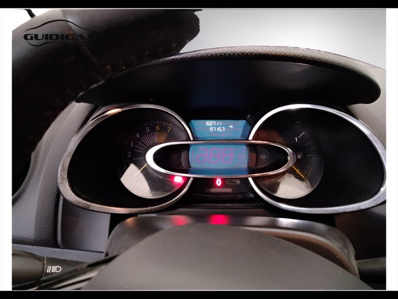 GuidiCar - RENAULT Clio 2014 Clio 5p 1.2 Live 75cv Usato