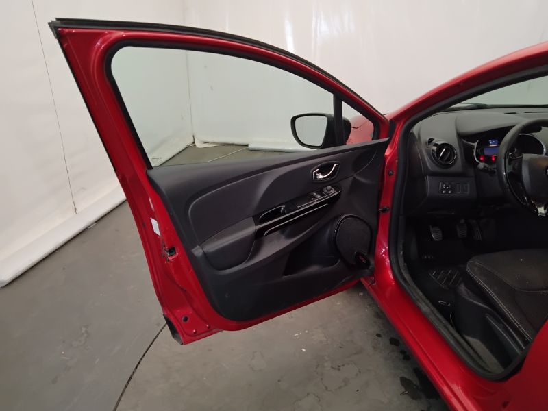 GuidiCar - RENAULT Clio 2014 Clio 5p 1.2 Live 75cv Usato