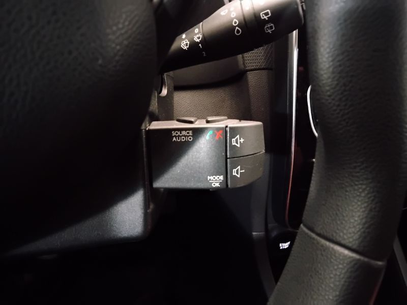 GuidiCar - RENAULT Clio 2018 Clio 0.9 tce energy Life Gpl 90cv Usato