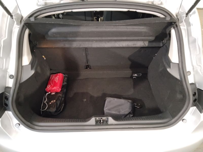 GuidiCar - RENAULT Clio 2018 Clio 0.9 tce energy Life Gpl 90cv Usato