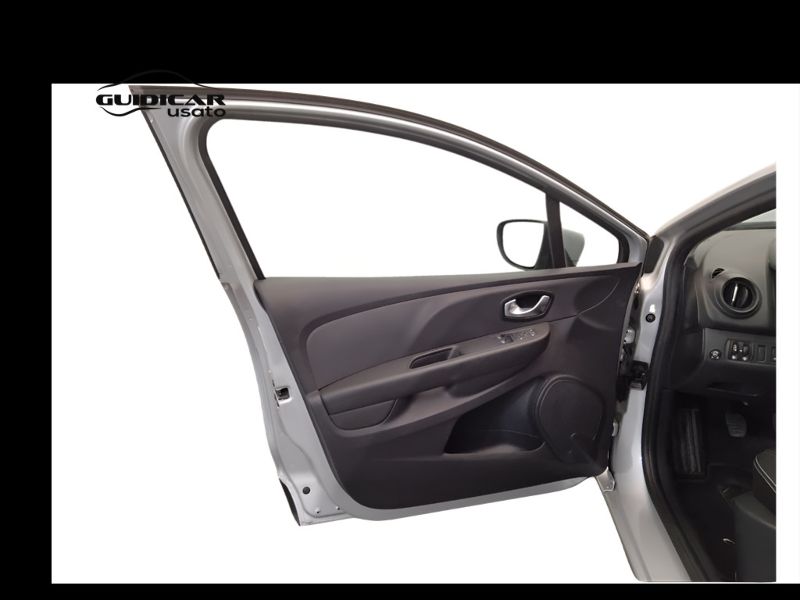 GuidiCar - RENAULT Clio 2018 Clio 0.9 tce energy Life Gpl 90cv Usato