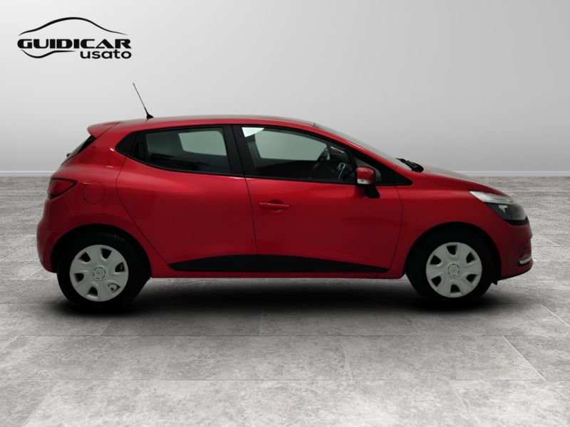 GuidiCar - RENAULT Clio 2018 Clio 1.5 dci energy Intens 75cv Usato