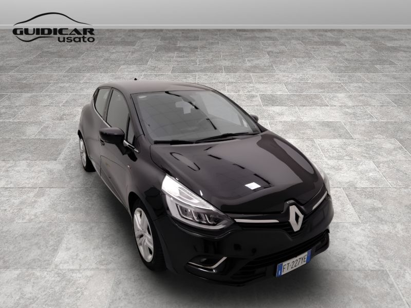 GuidiCar - RENAULT Clio 2019 Clio 1.5 dci Moschino Zen 75cv Usato