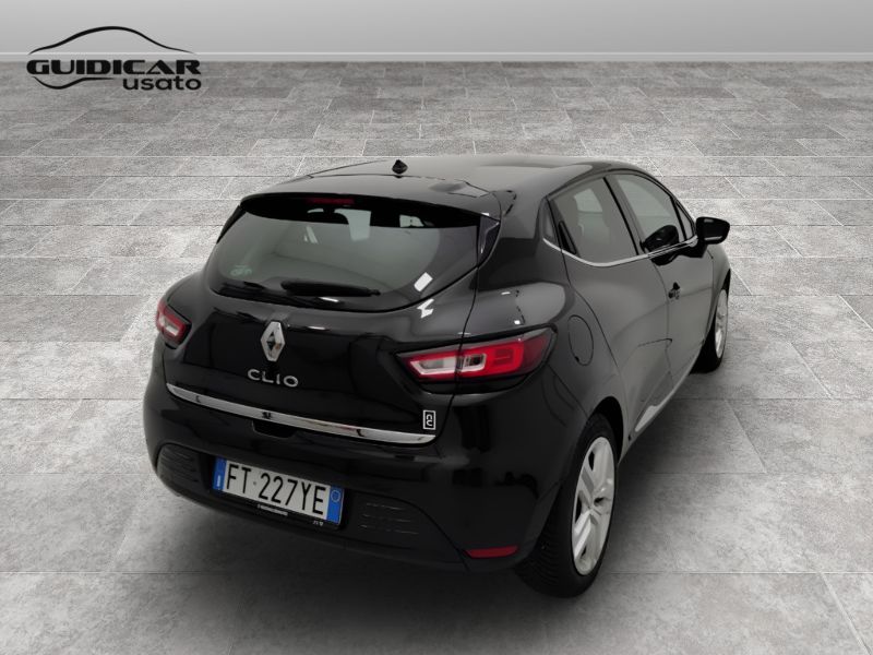 GuidiCar - RENAULT Clio 2019 Clio 1.5 dci Moschino Zen 75cv Usato