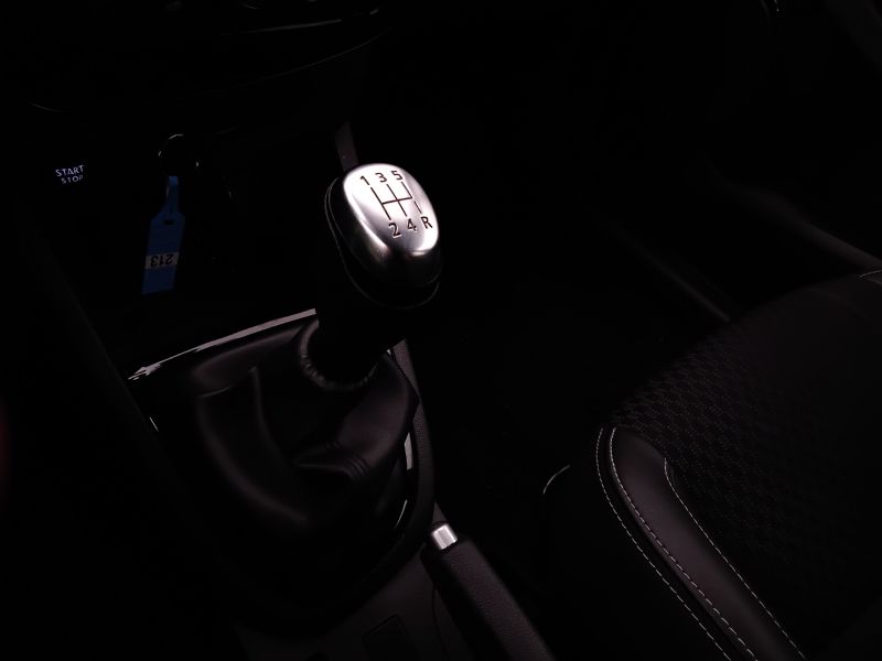 GuidiCar - RENAULT Clio 2019 Clio 1.5 dci Moschino Zen 75cv Usato