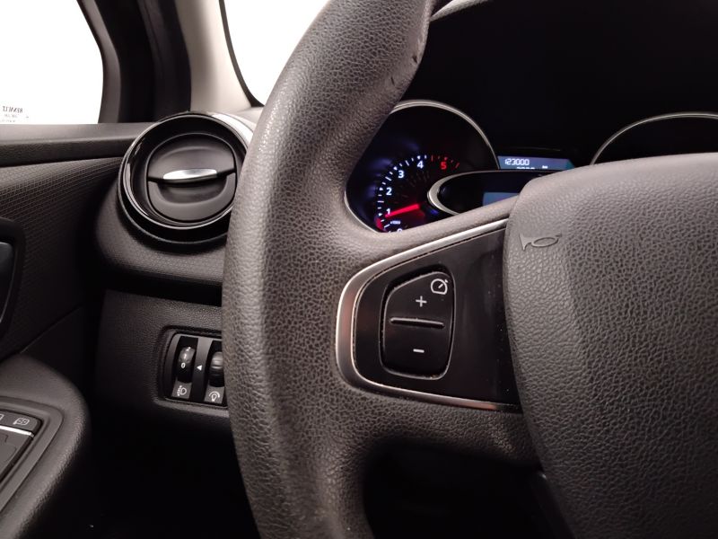 GuidiCar - RENAULT Clio 2019 Clio 1.5 dci Moschino Zen 75cv Usato