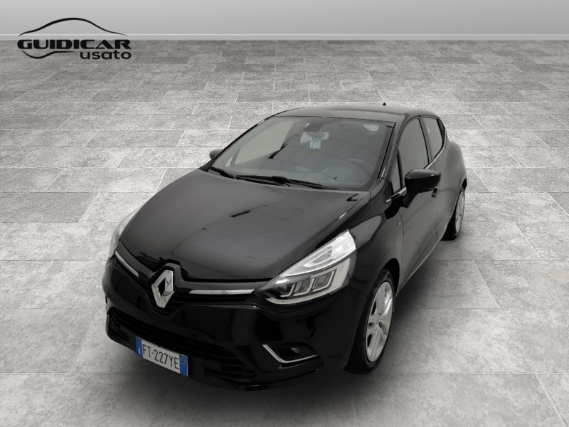 GuidiCar - RENAULT Clio 2019 Clio 1.5 dci Moschino Zen 75cv Usato
